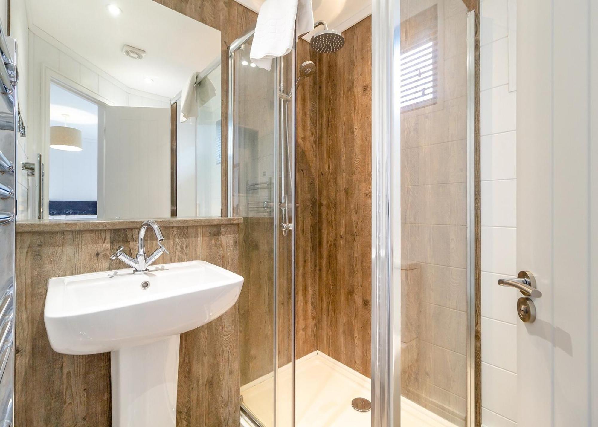 Narborough  Norfolk Woods Resort And Spa מראה חיצוני תמונה